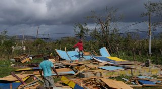 Titel - Copy Titel - Copy