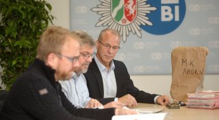 Titel - Copy