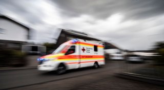 Titel - Copy Titel - Copy