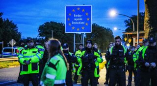 Titel - Copy Titel - Copy