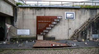 Titel - Copy Titel - Copy