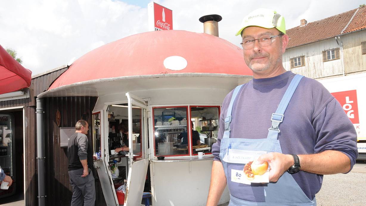 Mittagspause: Armin Holtkamp und viele Bostik-Kollegen treffen sich mittags am Pilz. | © Heiko Kaiser