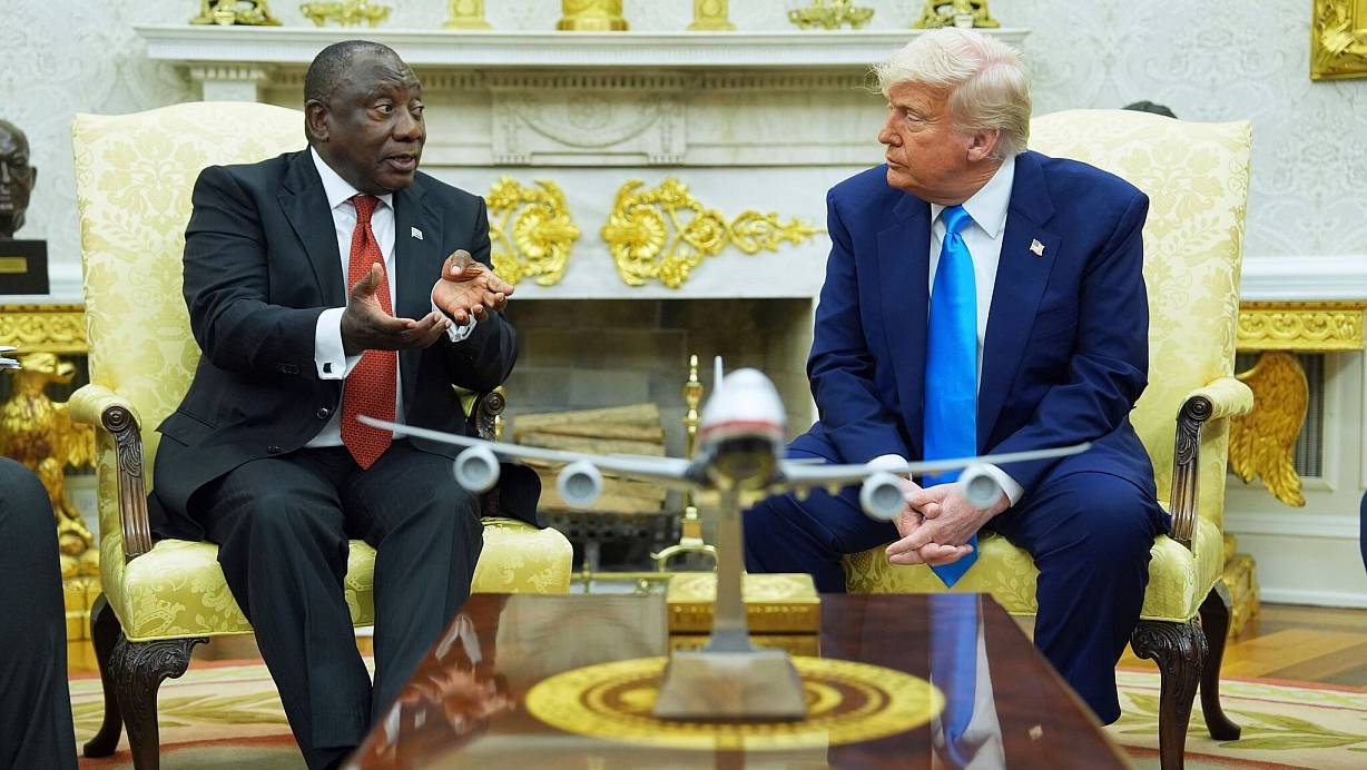 Trump macht seinem Besuch im Oval Office schwere Vorwürfe. | © Evan Vucci/AP/dpa