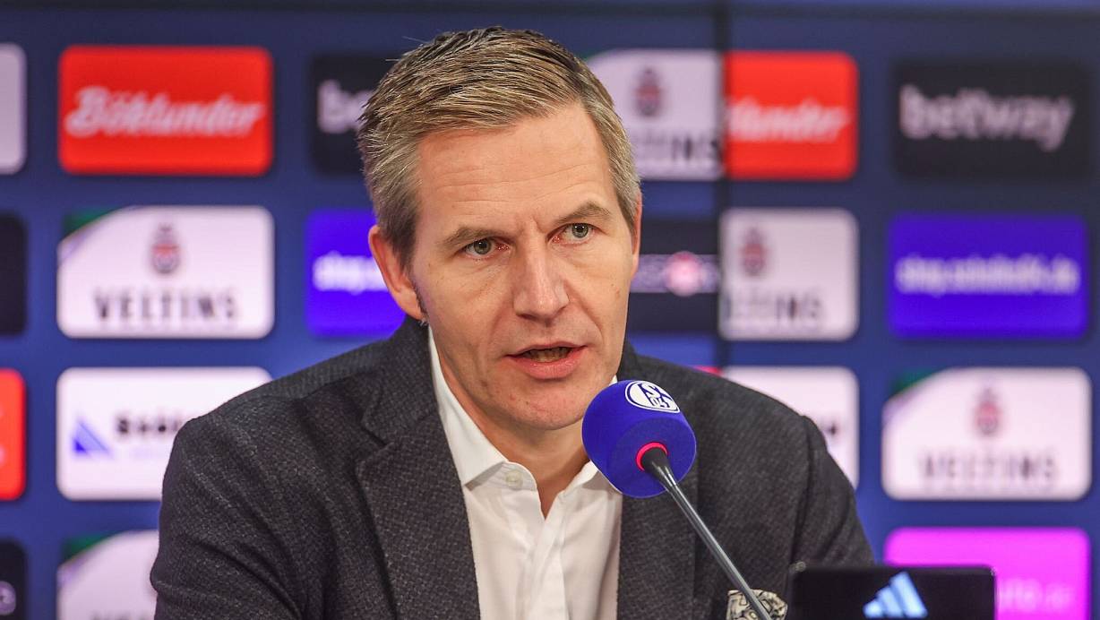 Deutliche Worte von Schalkes Aufsichtsratsboss Axel Hefer | © Tim Rehbein/dpa