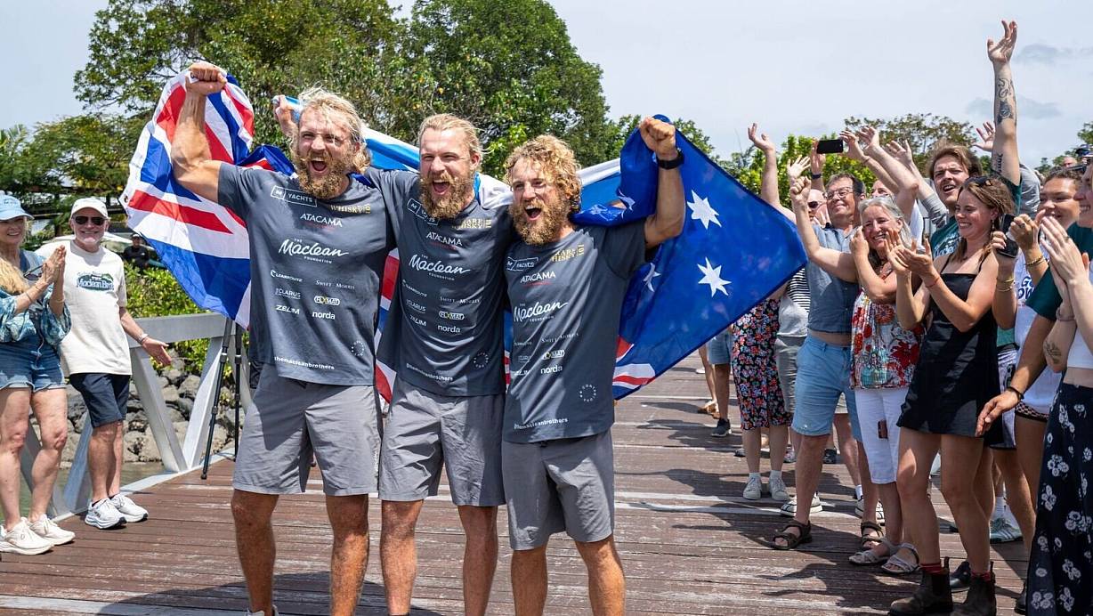 Die Brüder ruderten 139 Tage, fünf Stunden und 52 Minuten lang. | © Nuno Avendano/AAP/dpa