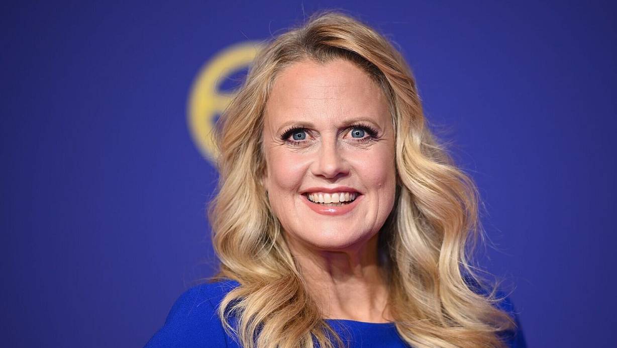 Durch den Deutschen Fernsehpreis führt Barbara Schöneberger. | © Britta Pedersen/dpa