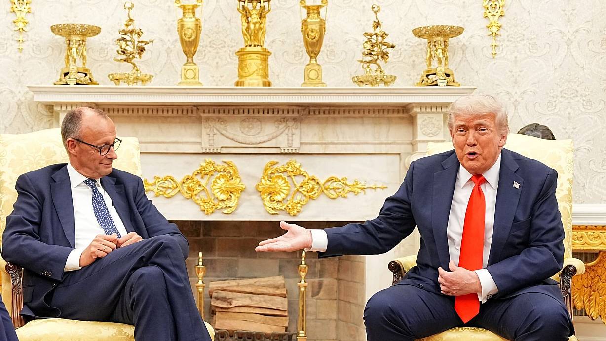 Die Chemie zwischen Trump und Merz stimmt. | © Michael Kappeler/dpa