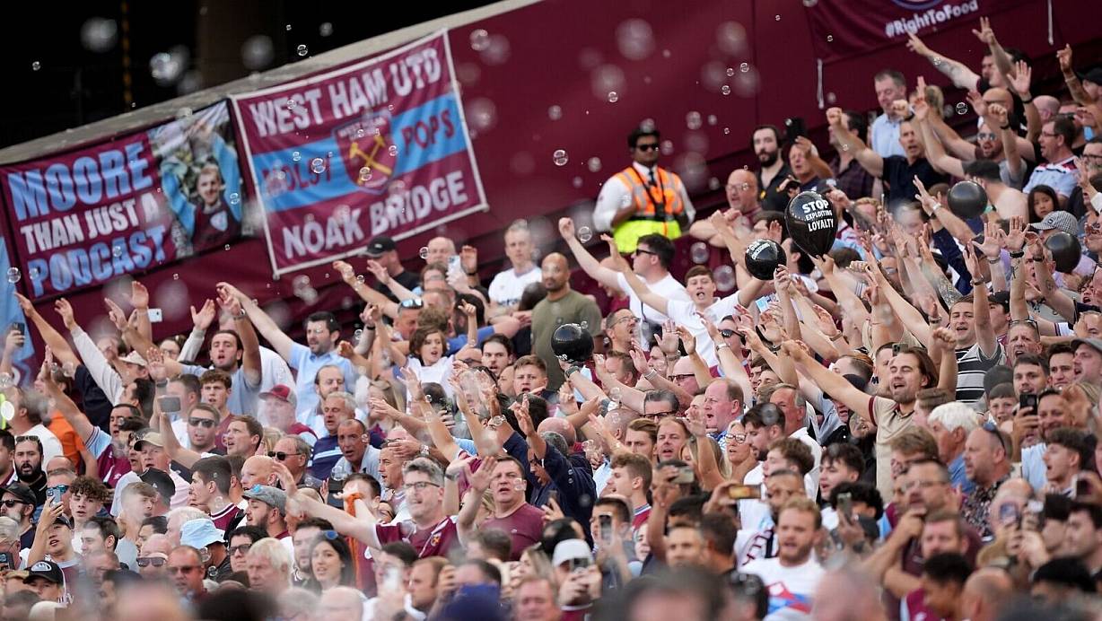 West Ham United trennt sich vom Technischen Direktor Tim Steidten. | © Jordan Pettitt/PA Wire/dpa