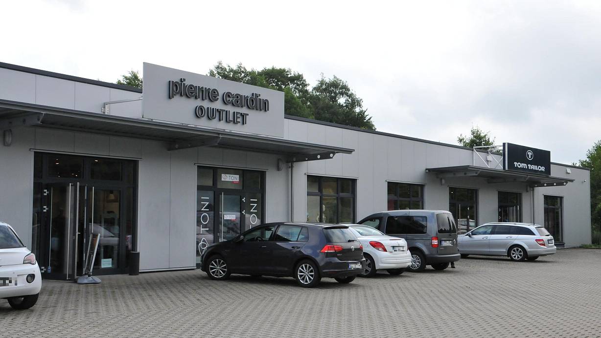 Tom Tailor hat das Outlet in Steinhagen-Brockhagen bereits vergangenes Jahr verlassen. Jetzt folgen Pierre Cardin und Toni. | © Frank Jasper