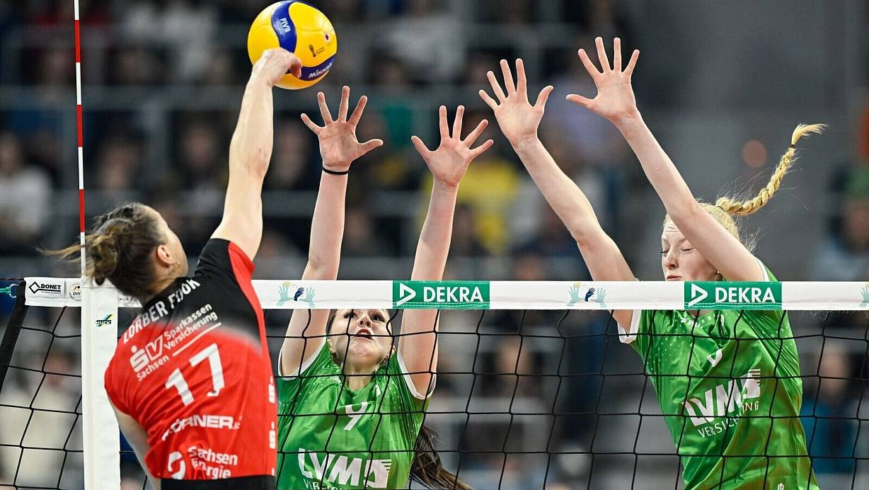 Münster war als Außenseiter ins Spiel gegangen. | © Uwe Anspach/dpa