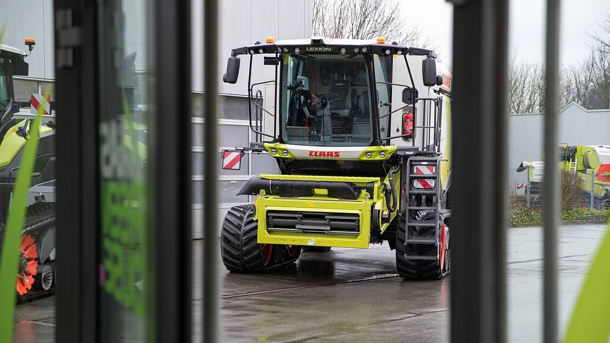 Rund 1.000 Claas-Mitarbeiter in Harsewinkel gehen für zwei Wochen in Kurzarbeit. | © Friso Gentsch/dpa