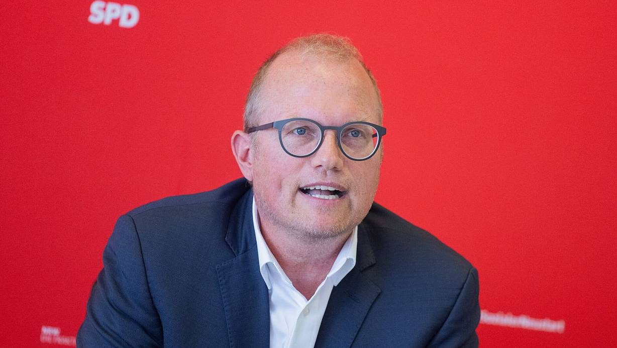 Die SPD-Opposition misstraut den Versprechen der Landesregierung beim NRW-Investitionsplan. (Archivbild) | © Rolf Vennenbernd/dpa