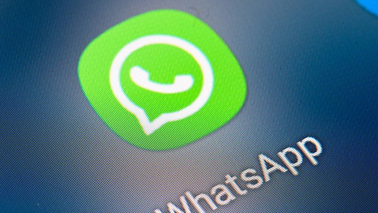 Der führende Messengerdienst Whatsapp spricht sich klar gegen die Einführung einer Chatkontrolle in der EU aus. (Symbolbild) | © Fabian Sommer/dpa
