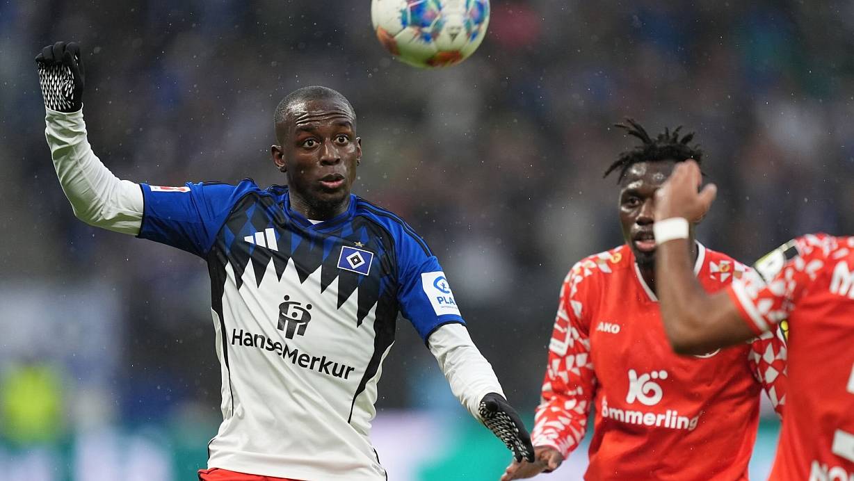 Jean-Luc Dompé kehrt beim Spiel in Köln ins Team zurück. (Archivfoto) | © Marcus Brandt/dpa