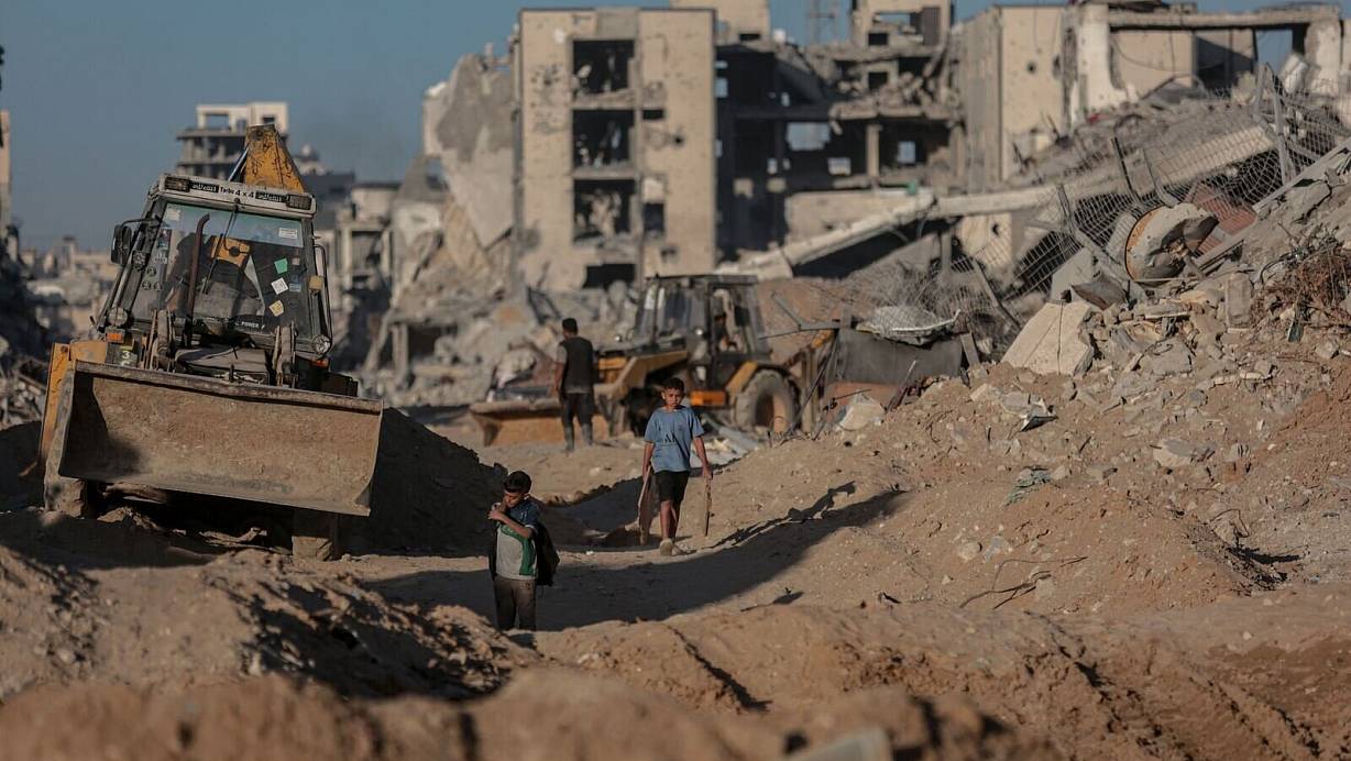 Zerstörte Gebäude südlich der Stadt Gaza. (Archivbild) | © Omar Ashtawy/APA Images via ZUMA Press Wire/dpa