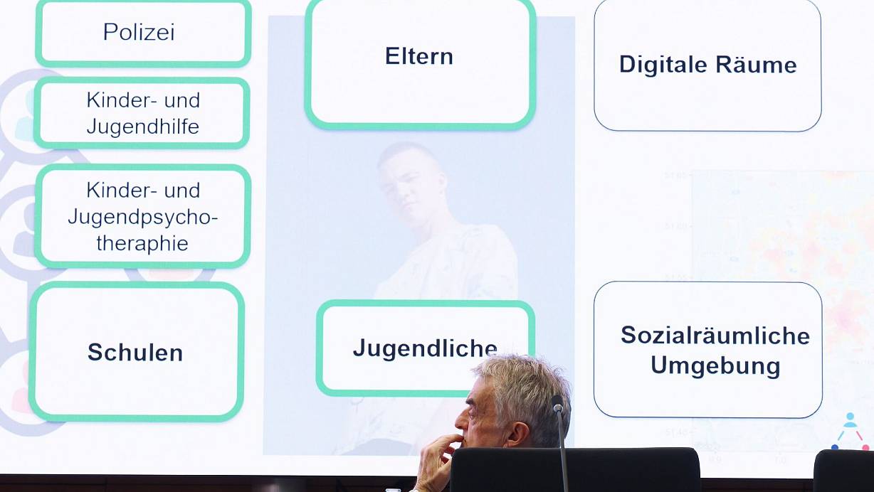 Forscher stoßen auf mögliche Ursachen für die gestiegene Kinder- und Jugendkriminalität. | © David Young/dpa