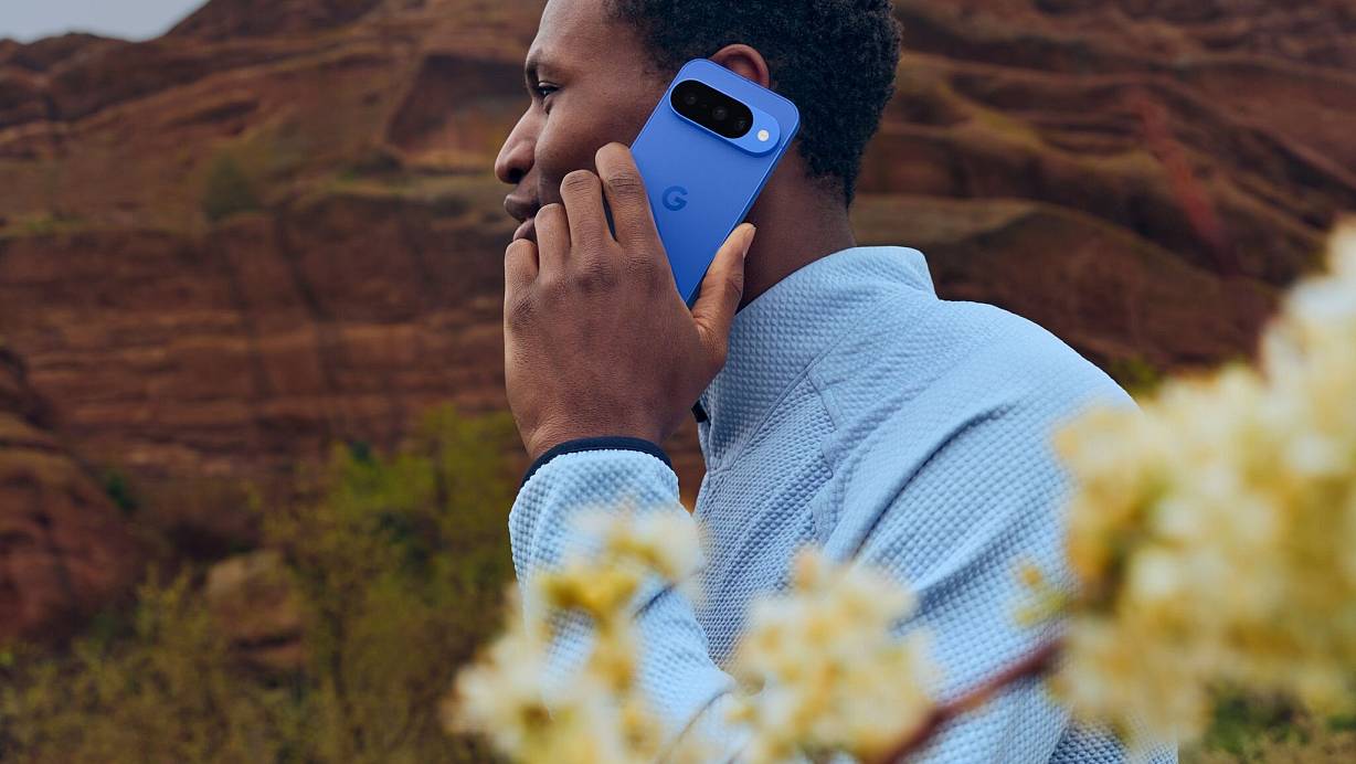 Aus zwei mach drei: Das Google Pixel 10 besitzt eine 48-Megapixel-Hauptkamera, ein 13-Megapixel-Ultraweitwinkel und jetzt neu ein Fünffach-Tele mit 10 Megapixeln. | © Google LLC/dpa-tmn