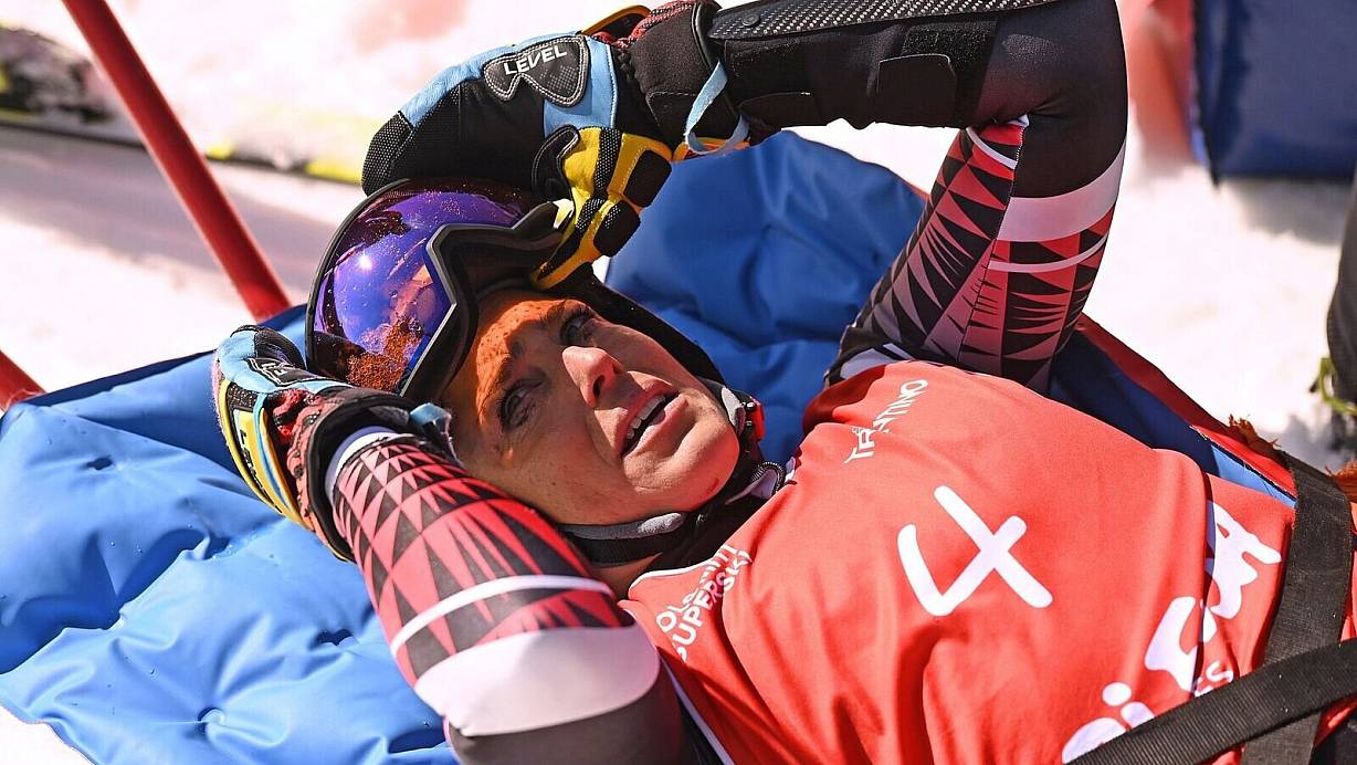 Verhängnisvoller Sturz: Federica Brignone im April in Val di Fassa. (Archivbild) | © Elvis Piazzi/AP/dpa