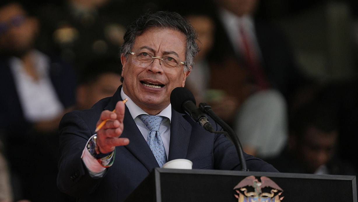 Der kolumbianische Präsident Gustavo Petro ist von der US-Regierung sanktioniert worden. | © Ivan Valencia/AP/dpa