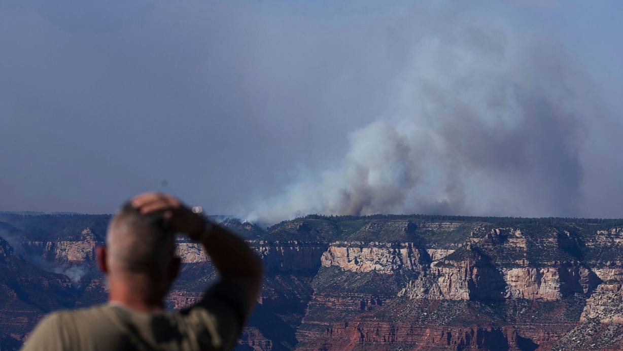 Der Grand-Canyon-Nationalpark an der US-Westküste ist bei Touristen beliebt. | © Jon Gambrell/AP/dpa