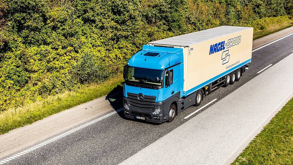 Zukunftsvision: Noch werden die Lkw der Nagel-Group wie üblich mit Diesel angetrieben. Doch ein elektrischer Antrieb könnte viele Vorteile mit sich bringen. | © Nagel/Andre Zelck