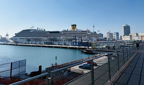 Auf diesem Schiff hatten die beiden Freunde eigentlich eine schöne Zeit verbringen wollen. - © Niemann