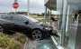 HK+ | Lauter Knall und großer Schock: In Versmold kracht ein Auto in ein Schaufenster