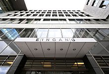 Beschuldigter flüchtet aus Gerichtsgebäude in Düsseldorf - Roberto Pfeil/dpa