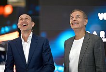 Ralf Brandstätter und Oliver Blume - Johannes Neudecker/dpa Ralf Brandstätter und Oliver Blume - Johannes Neudecker/dpa