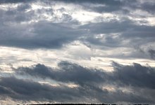 Kühles Herbstwetter mit Nebel und Schauern in NRW erwartet - Thomas Banneyer/dpa