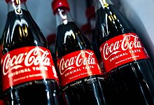 Warnstreik bei Coca-Cola – Gewerkschaft fordert mehr Lohn - Sina Schuldt/dpa Warnstreik bei Coca-Cola – Gewerkschaft fordert mehr Lohn - Sina Schuldt/dpa