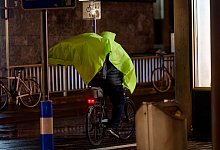 Herbstwetter in Nordrhein-Westfalen - Henning Kaiser/dpa Herbstwetter in Nordrhein-Westfalen - Henning Kaiser/dpa