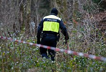 Nach dem Fund einer Frauenleiche im Wald bei München - Sven Hoppe/dpa Nach dem Fund einer Frauenleiche im Wald bei München - Sven Hoppe/dpa
