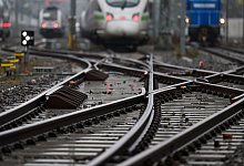 ICE-Werk der Deutschen Bahn - Hendrik Schmidt/dpa ICE-Werk der Deutschen Bahn - Hendrik Schmidt/dpa