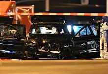 Auto nach dem Anschlag auf dem Magdeburger Weihnachtsmarkt - Hendrik Schmidt/dpa