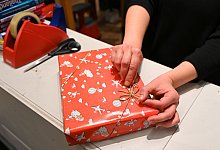 Weihnachtsgeschäft in Deutschland - Elisa Schu/dpa