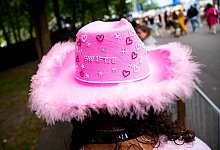 Vor dem Konzert von Taylor Swift in Hamburg - Daniel Bockwoldt/dpa Vor dem Konzert von Taylor Swift in Hamburg - Daniel Bockwoldt/dpa
