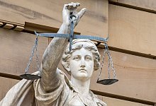 Eine Justitia-Statue - Stefan Puchner/dpa/dpa-tmn