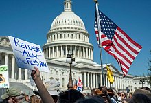 Forderung zur Veröffentlichung der Akten - Kevin Wolf/AP/dpa Forderung zur Veröffentlichung der Akten - Kevin Wolf/AP/dpa