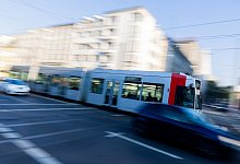 Verkehr in Düsseldorf - Rolf Vennenbernd/dpa