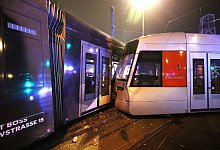 Straßenbahnunfall in Düsseldorf - David Young/dpa Straßenbahnunfall in Düsseldorf - David Young/dpa