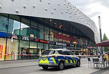 Polizei räumt Einkaufszentrum nach Drohung - Florentine Dame/dpa