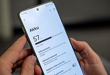 Die Akku-Einstellungen eines Android-Smartphones - Nico Tapia/dpa-tmn Die Akku-Einstellungen eines Android-Smartphones - Nico Tapia/dpa-tmn