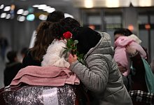 Flughafen Hannover - Ankunft von Afghanen mit Aufnahmezusage - dpa/dpa