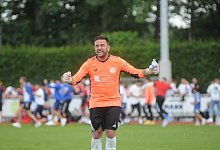 Metin Kaya und der SC Halle gehen mit einem 3:2-Vorsprung in das Relegations-Rückspiel am Sonntag. - Dennis Bleck Metin Kaya und der SC Halle gehen mit einem 3:2-Vorsprung in das Relegations-Rückspiel am Sonntag. - Dennis Bleck