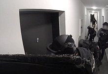 Polizisten heben mutmaßliche Telefonbetrüger-Zelle aus - -/Polizei Oberfranken/dpa