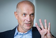 241028-nw-arminia-aufsichtsrat-03 - 1 - Sarah Jonek 241028-nw-arminia-aufsichtsrat-03 - 1 - Sarah Jonek