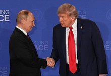Donald Trump und Wladimir Putin - Jae C. Hong/AP/dpa Donald Trump und Wladimir Putin - Jae C. Hong/AP/dpa