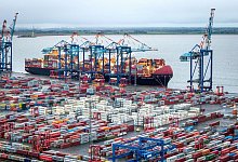 Deutscher Außenhandel ohne Schwung - Sina Schuldt/dpa Deutscher Außenhandel ohne Schwung - Sina Schuldt/dpa