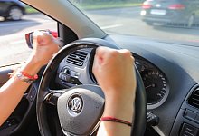 Nervous driving - picture alliance / PIXSELL